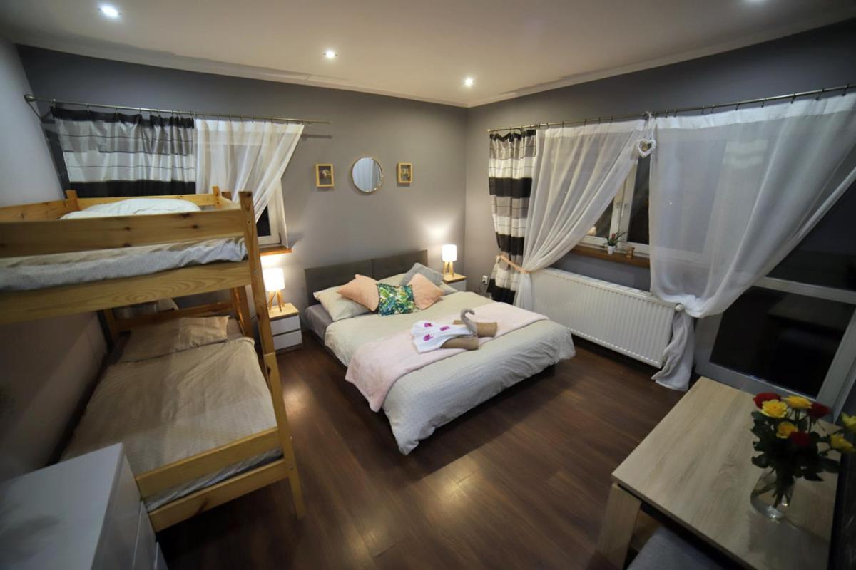 Апартаменты Sowi Gosciniec Wellness & Breakfast Соколец Экстерьер фото