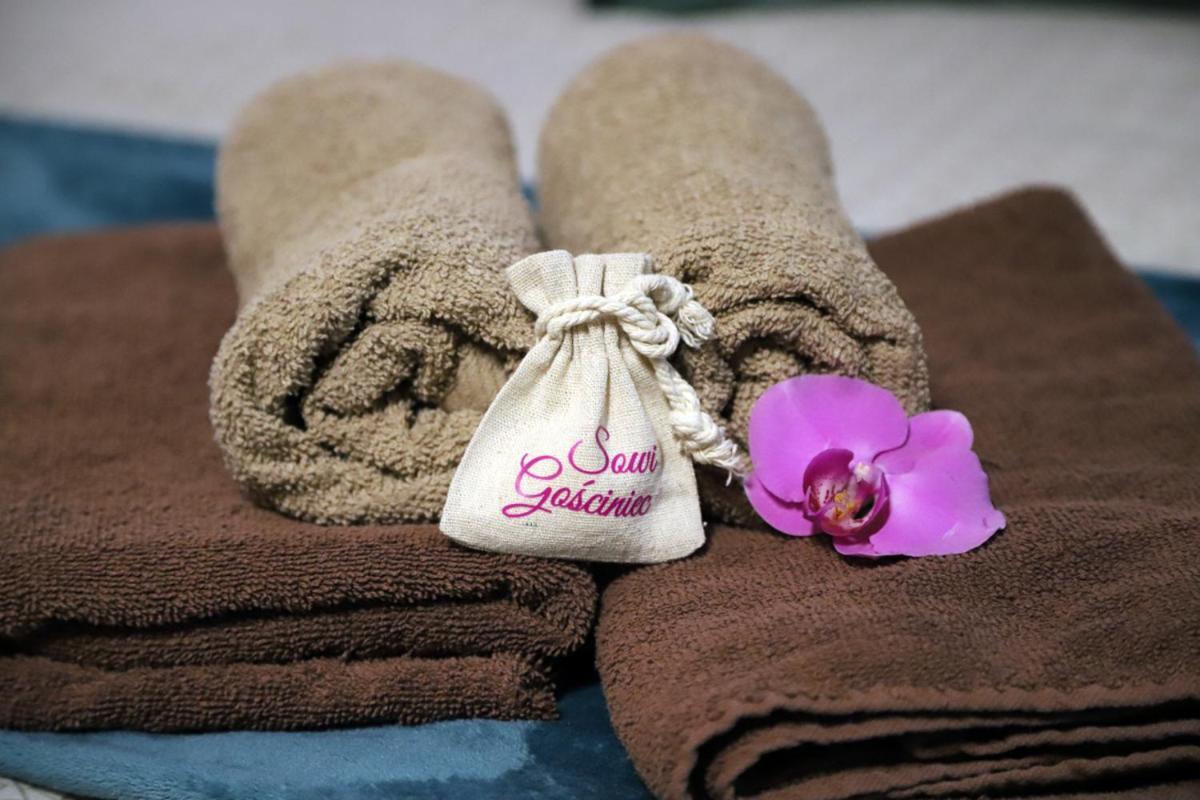 Апартаменты Sowi Gosciniec Wellness & Breakfast Соколец Экстерьер фото