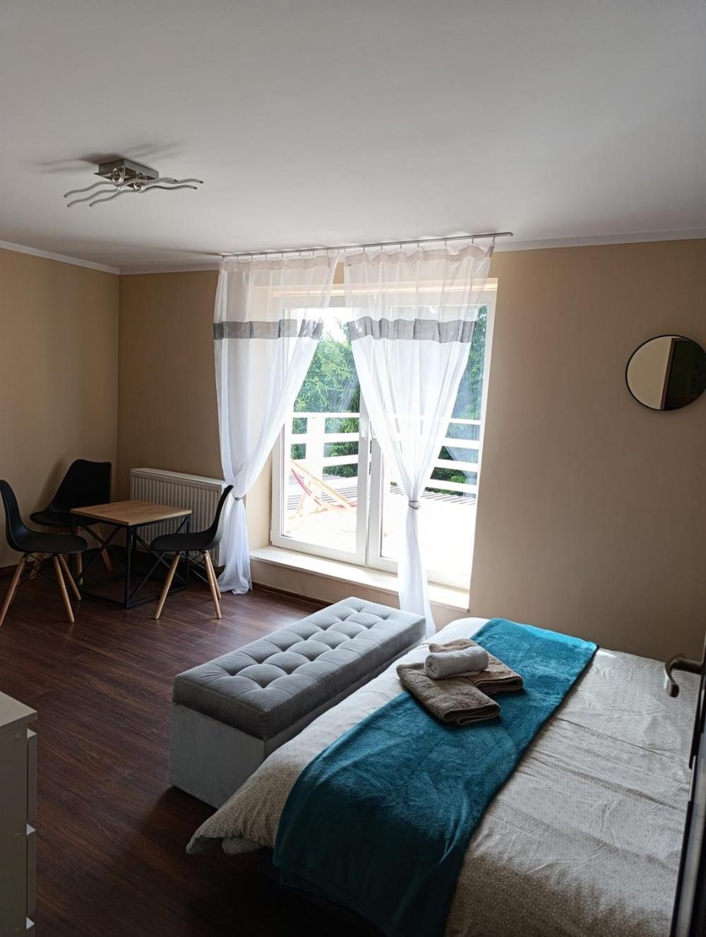 Апартаменты Sowi Gosciniec Wellness & Breakfast Соколец Экстерьер фото