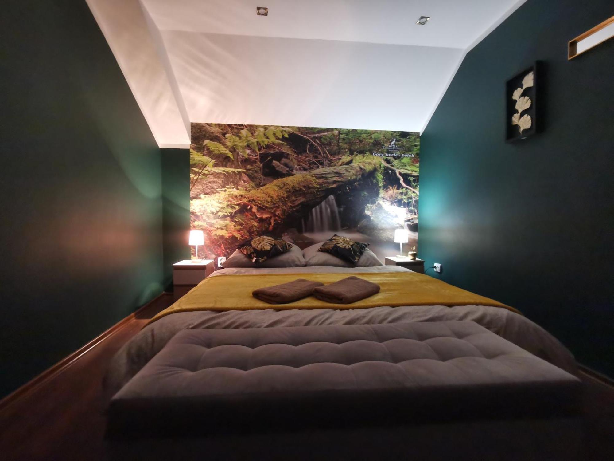 Апартаменты Sowi Gosciniec Wellness & Breakfast Соколец Экстерьер фото