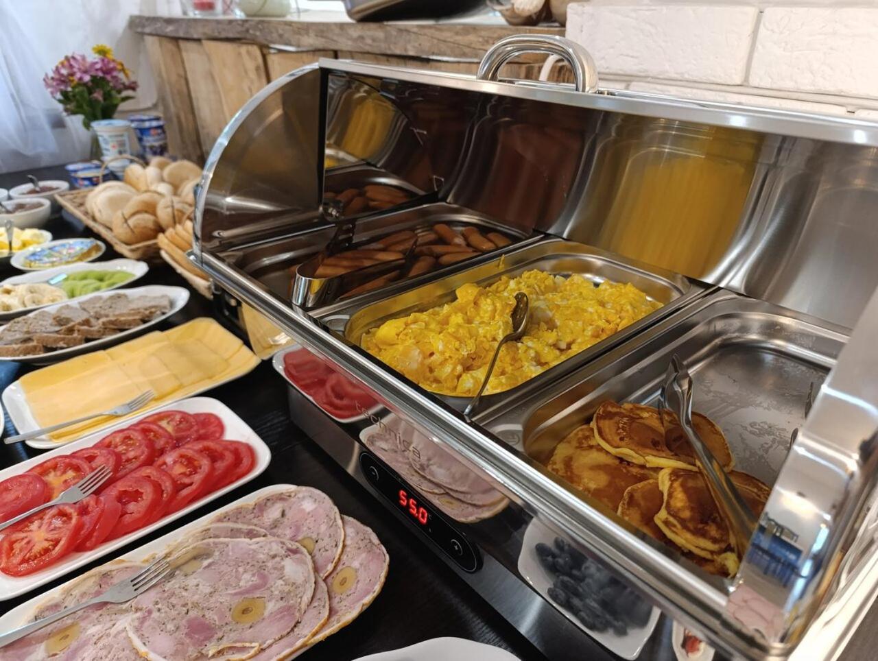 Апартаменты Sowi Gosciniec Wellness & Breakfast Соколец Экстерьер фото